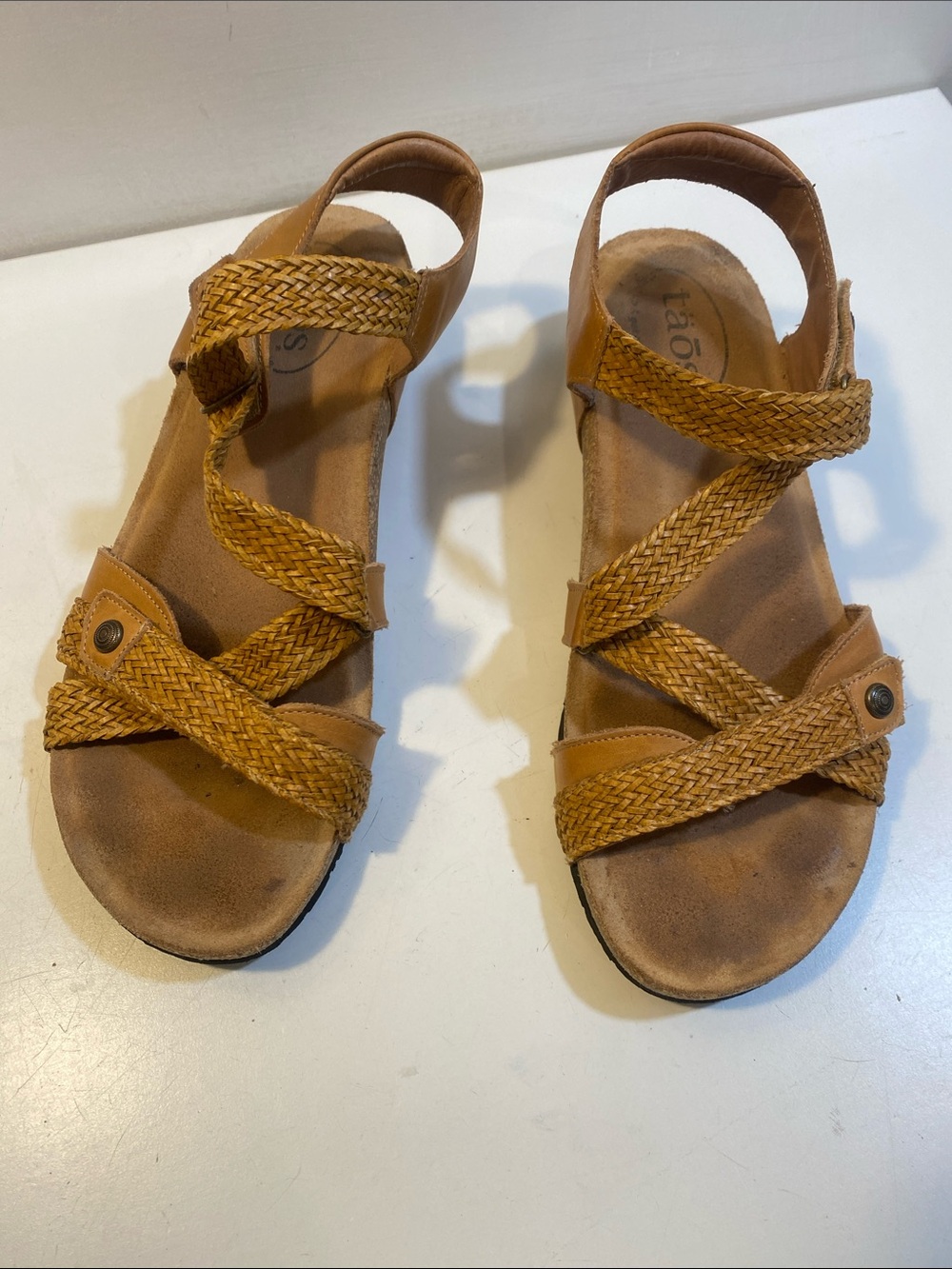 Taos Footwear Braided Tan Leather Strappy Sandals 10-10.5